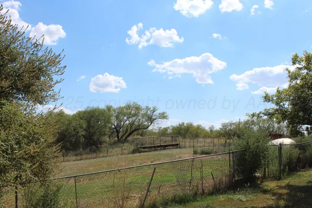 $235,000 | 14330 Broome Road, Memphis, TX 79245