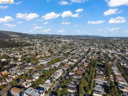 $649,000 | 5340 Walnut Street, Oakland, CA 94619