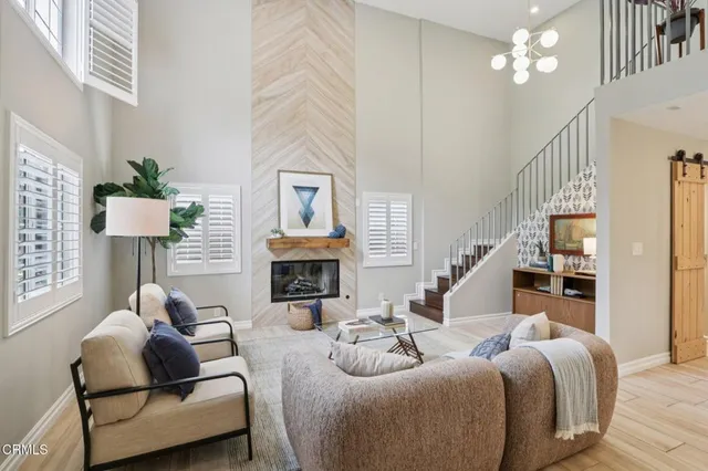 $1,595,000 | 5853 Canyonside Road, La Crescenta, CA 91214