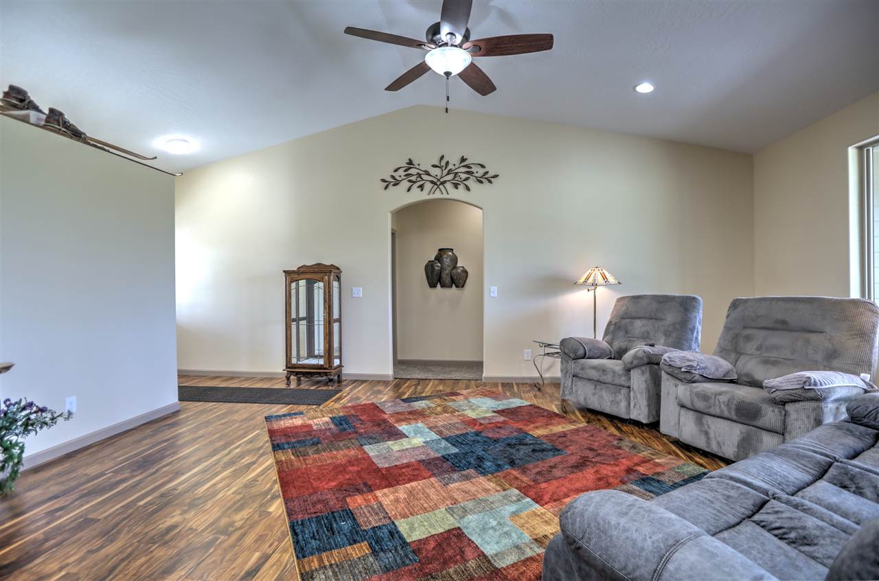 16722 West Williams Lake Road Cheney, WA 99004 - Photo 6 of 20