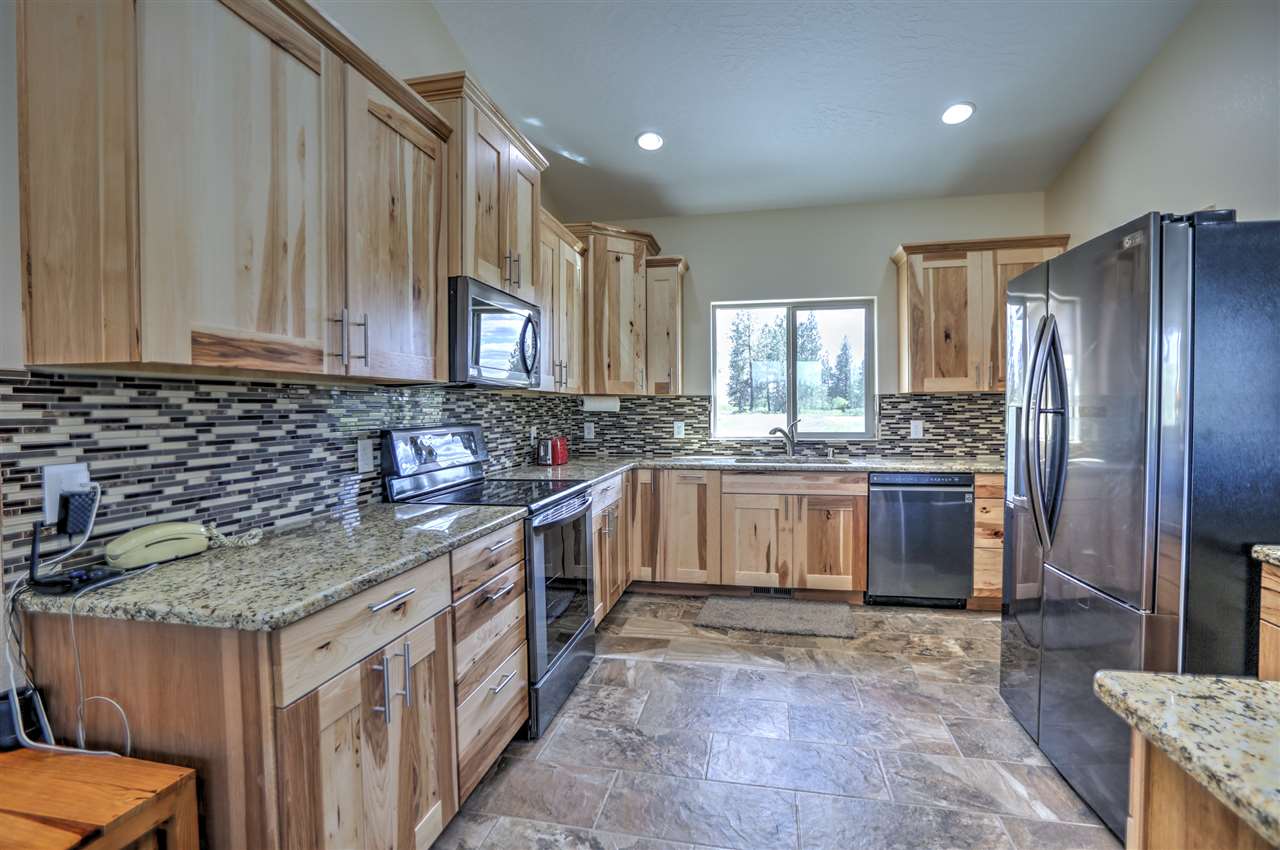 16722 West Williams Lake Road Cheney, WA 99004 - Photo 9 of 20