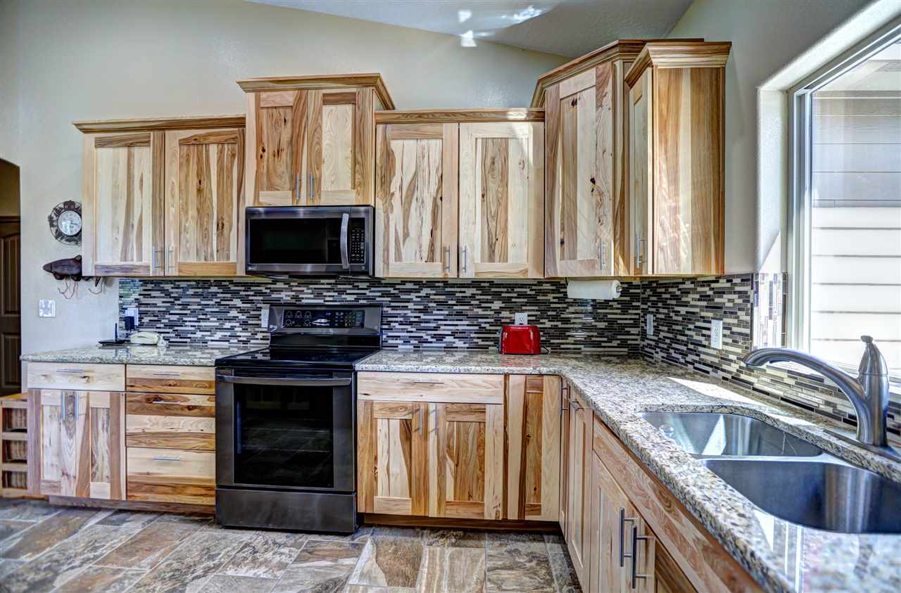 16722 West Williams Lake Road Cheney, WA 99004 - Photo 10 of 20