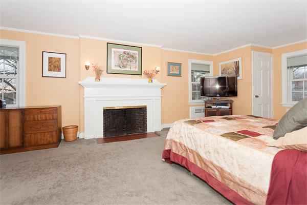 40 Pleasant View Road Arlington, MA 02476 - Photo 12 of 20 Gallery Image 12
