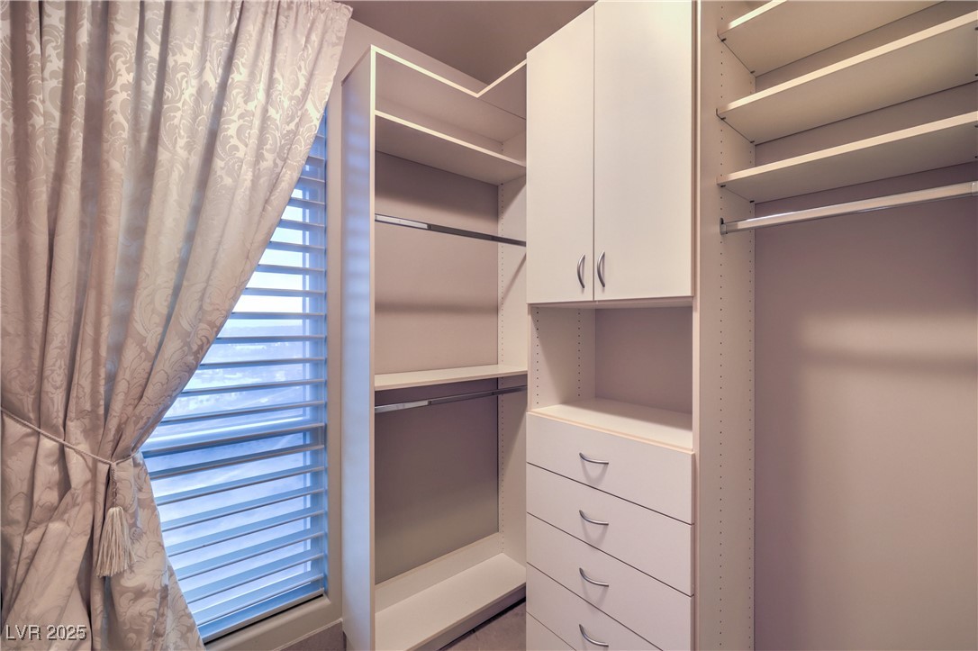 9101 Alta Drive, Unit 1406 Las Vegas, NV 89145 - Photo 31 of 69 View of spacious closet