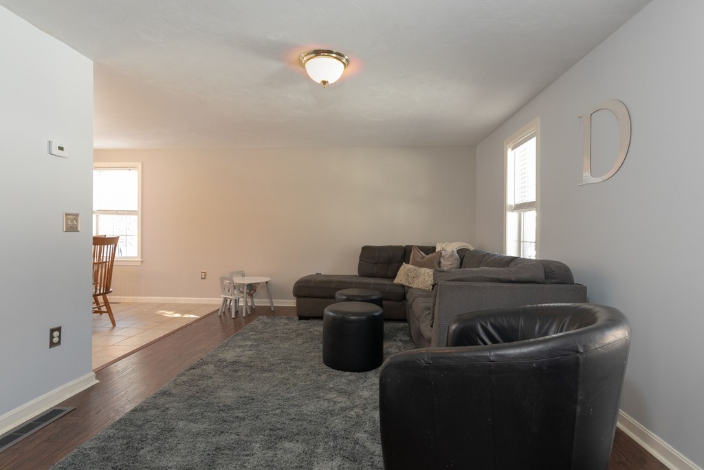 4 Pierceville Road, Unit B Wareham, MA 02576 - Photo 8 of 20