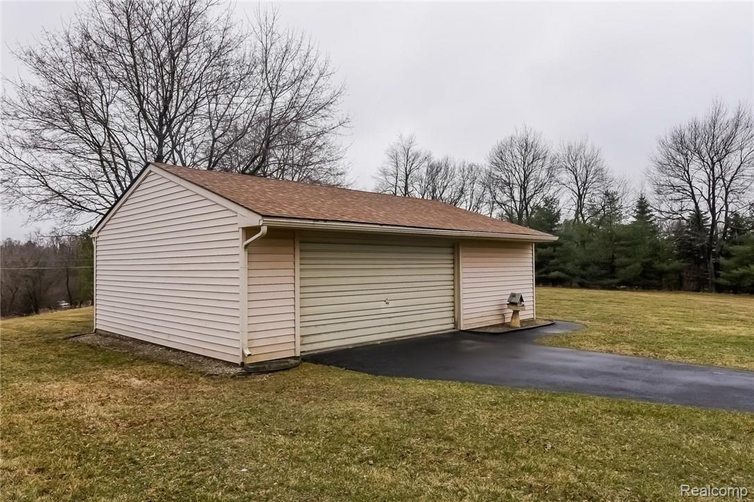 200 Mack Road Leonard, MI 48367 - Photo 29 of 42 2nd Garage View 2.jpg
