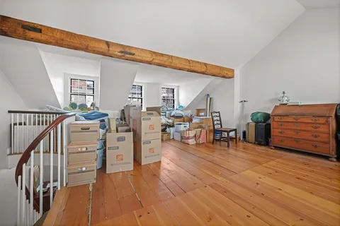 $4,850,000 | 32 West Cedar Street, Boston, MA 02108