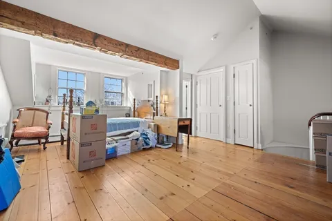$4,850,000 | 32 West Cedar Street, Boston, MA 02108