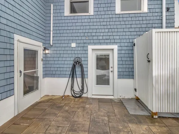 $895,000 | 48 A B Street, Hull, MA 02045