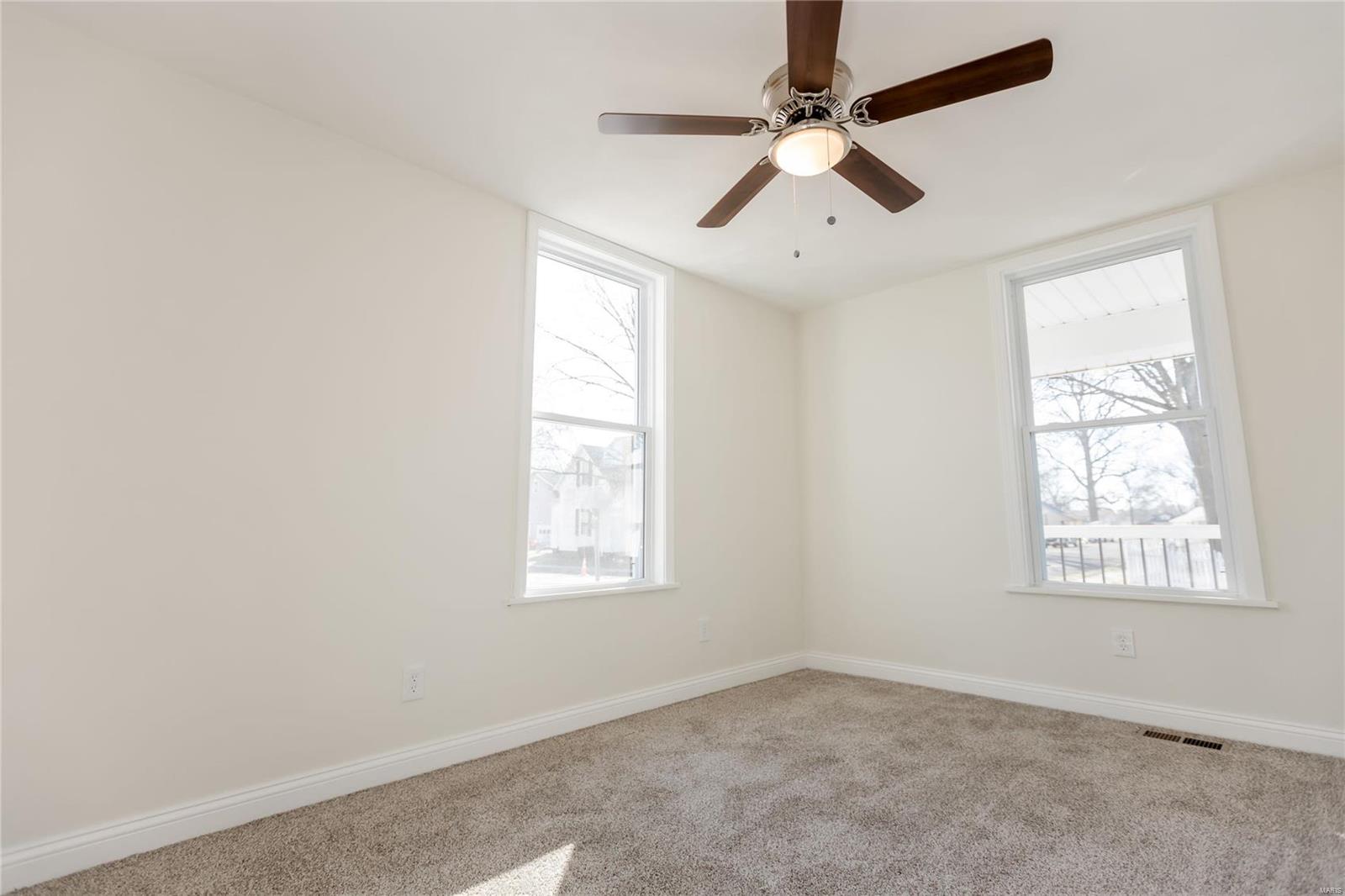 11 East High Street Freeburg, IL 62243 - Photo 27 of 34