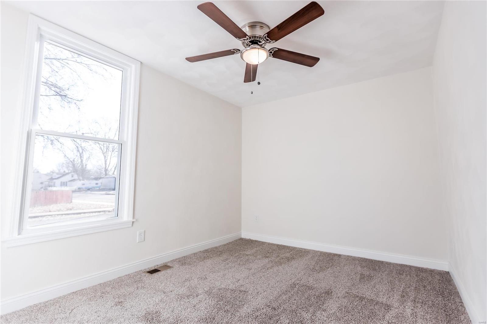 11 East High Street Freeburg, IL 62243 - Photo 33 of 34