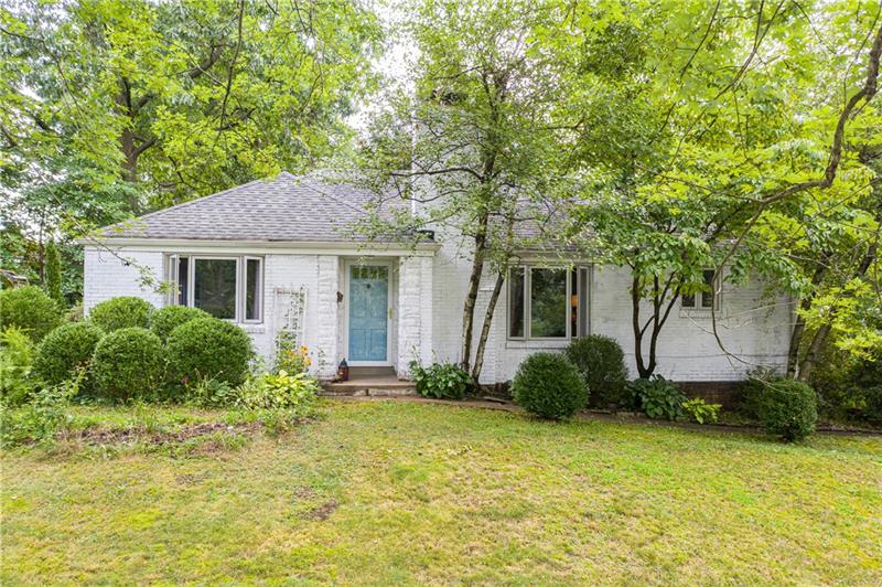 Welcome to 128 Marlboro Road in Oakhill Manor.