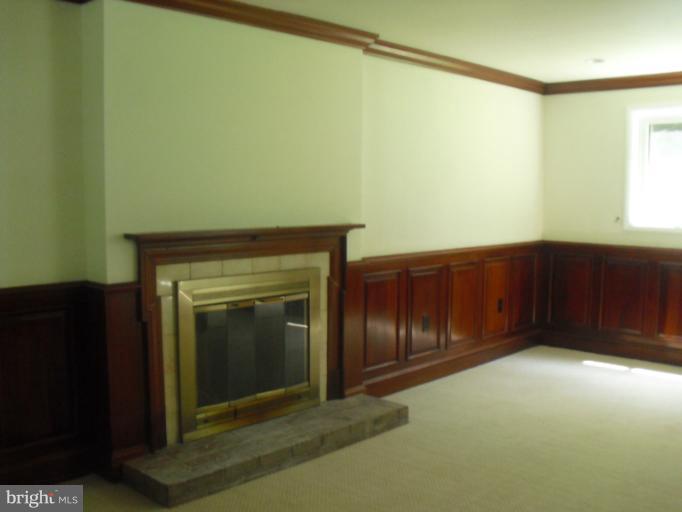 4709 Sharon Road Temple Hills, MD 20748 - Photo 9 of 10 Living Room