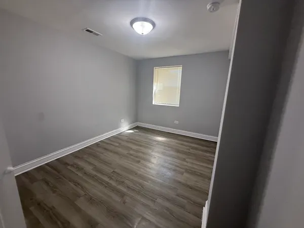 $1,200 | 2100 South 51st Avenue, Unit 2, Cicero, IL 60804