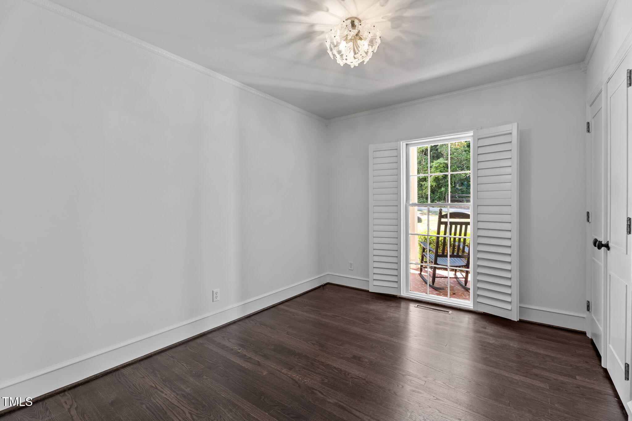 2724 Riddick Drive Raleigh, NC 27609 - Photo 23 of 48 Guest Bedroom 2