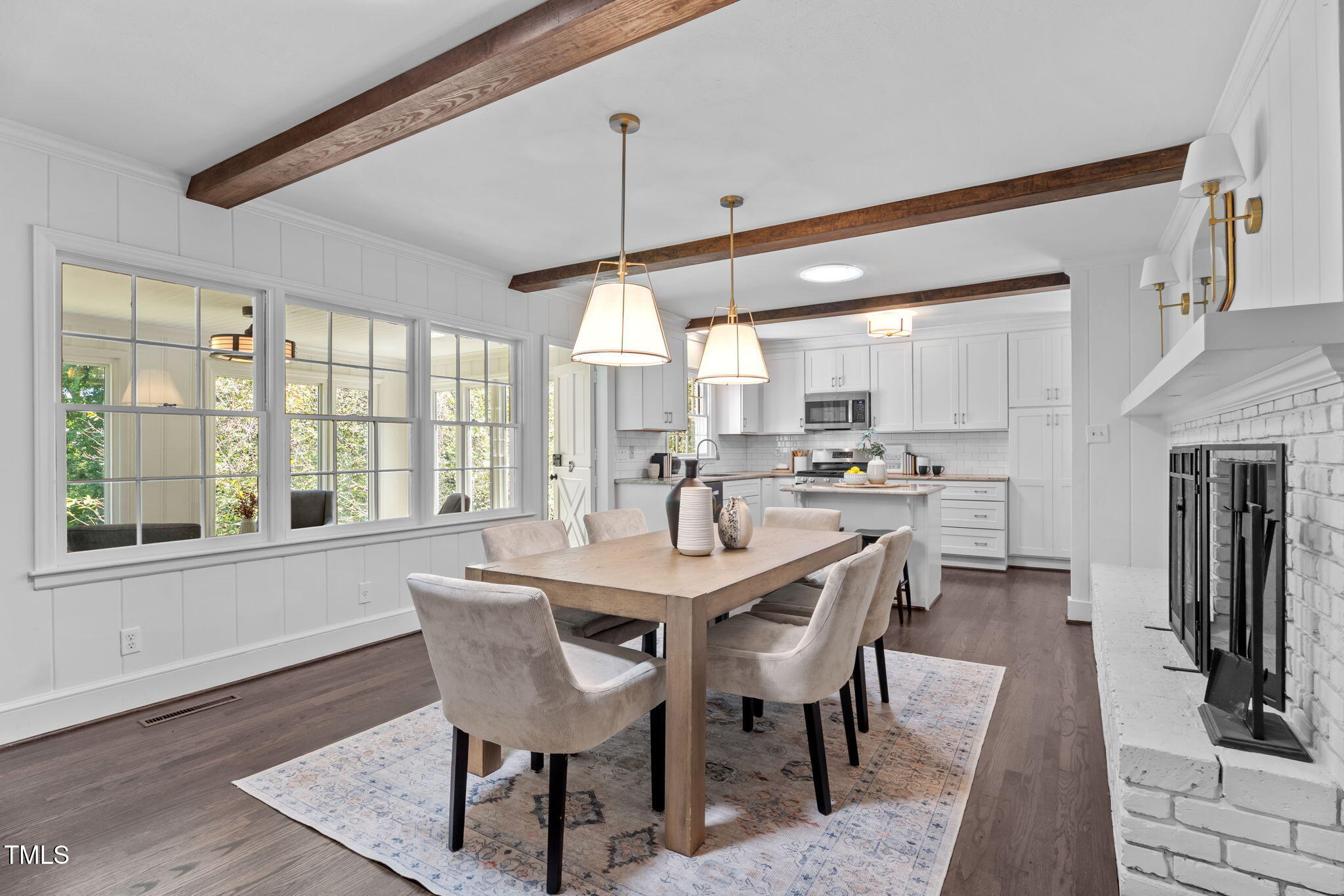 2724 Riddick Drive Raleigh, NC 27609 - Photo 9 of 48 Breakfast / Kitchen