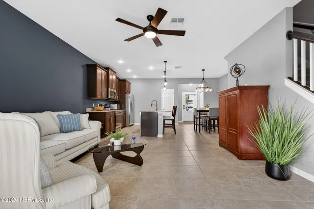 $295,000 | 13943 Molina Drive, Jacksonville, FL 32256