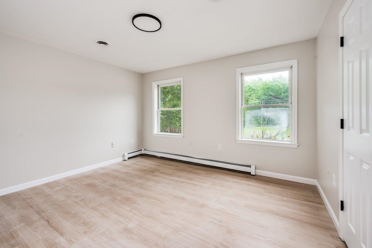 34 Darby Lane Rochester, NH 03839 - Photo 16 of 27