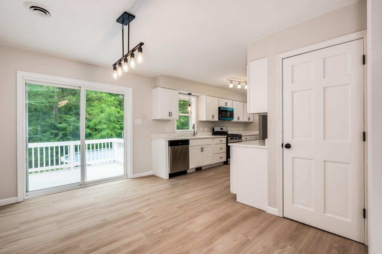 34 Darby Lane Rochester, NH 03839 - Photo 7 of 27