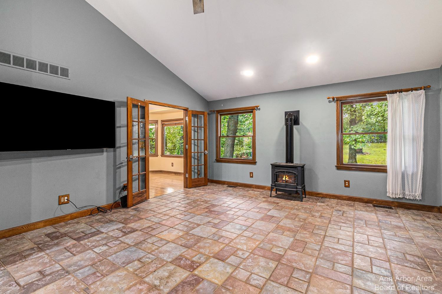 7754 Hammel Road Brighton, MI 48116 - Photo 6 of 45 Photo 6