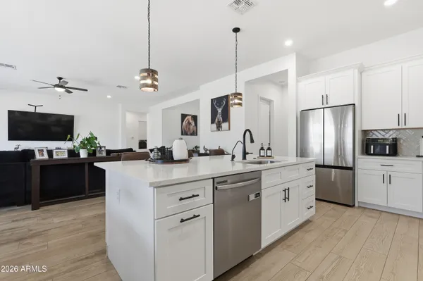 $975,000 | 10464 East Magnolia Road, Gold Canyon, AZ 85118