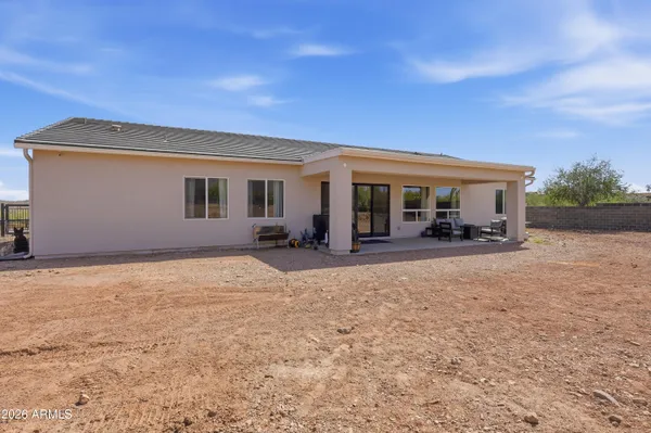 $975,000 | 10464 East Magnolia Road, Gold Canyon, AZ 85118