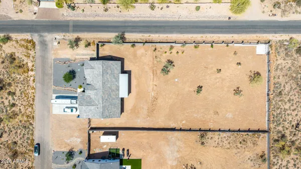 $975,000 | 10464 East Magnolia Road, Gold Canyon, AZ 85118