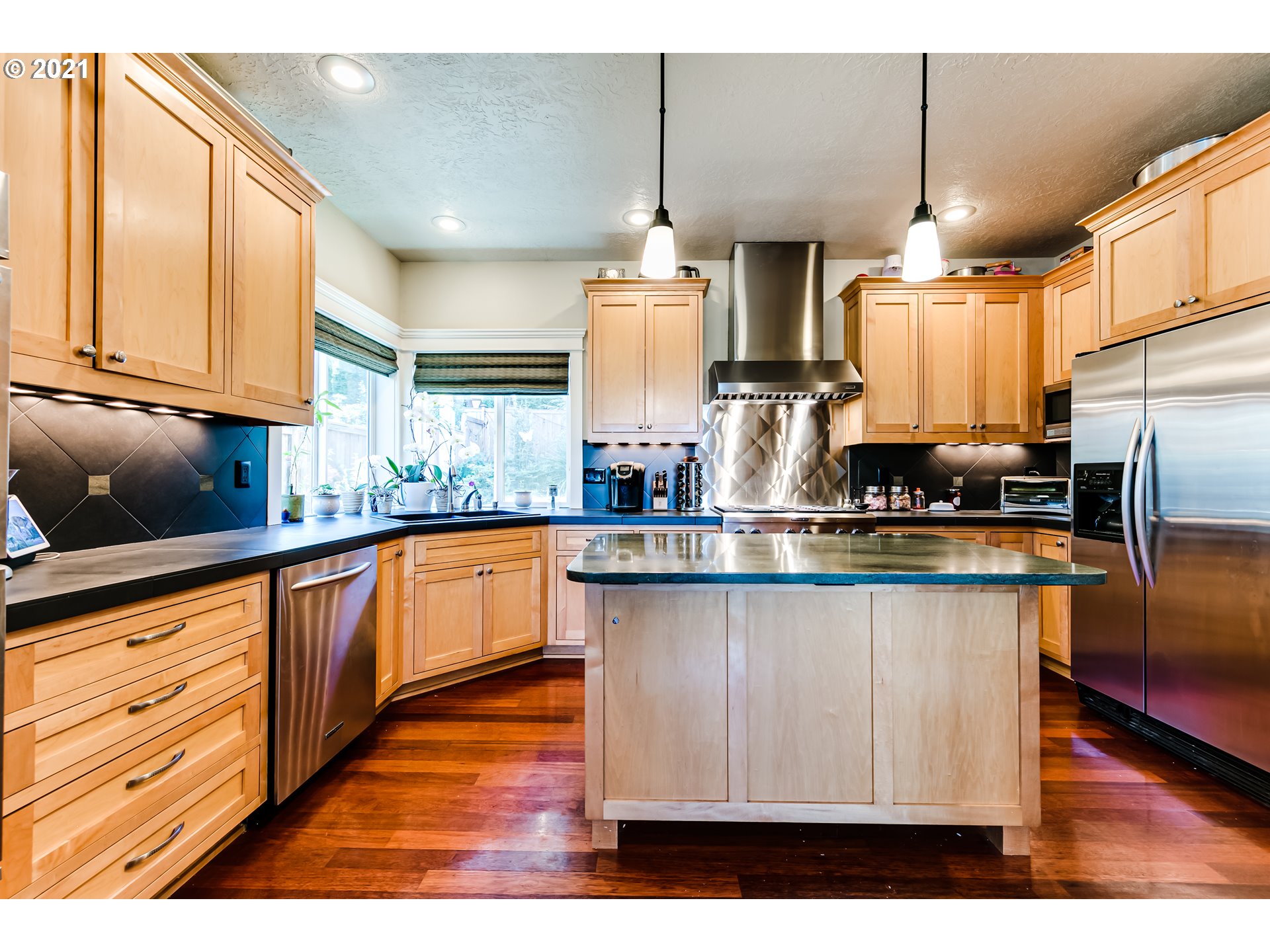6041 Fernhill Loop Springfield, OR 97478 - Photo 12 of 31
