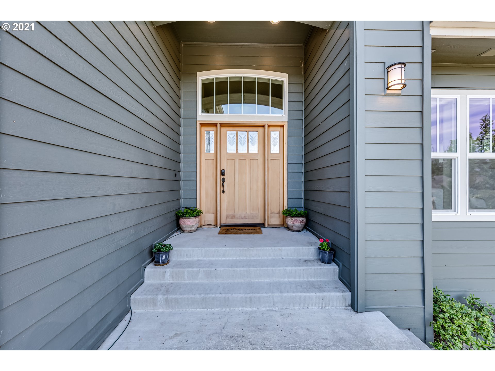 6041 Fernhill Loop Springfield, OR 97478 - Photo 5 of 31