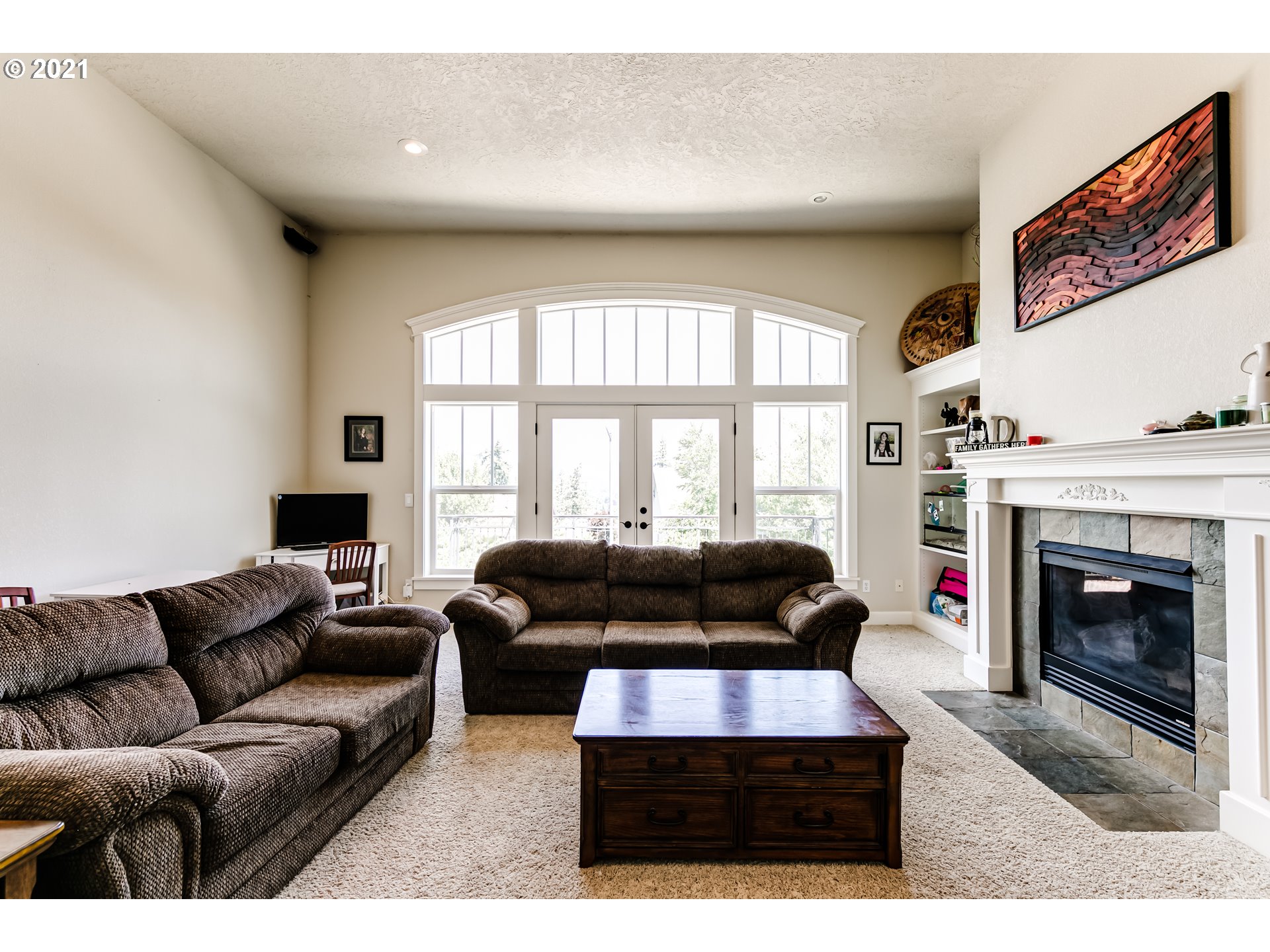 6041 Fernhill Loop Springfield, OR 97478 - Photo 7 of 31