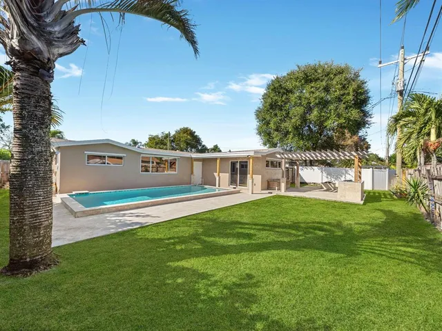 $598,000 | Driftwood, Hollywood, FL 33024