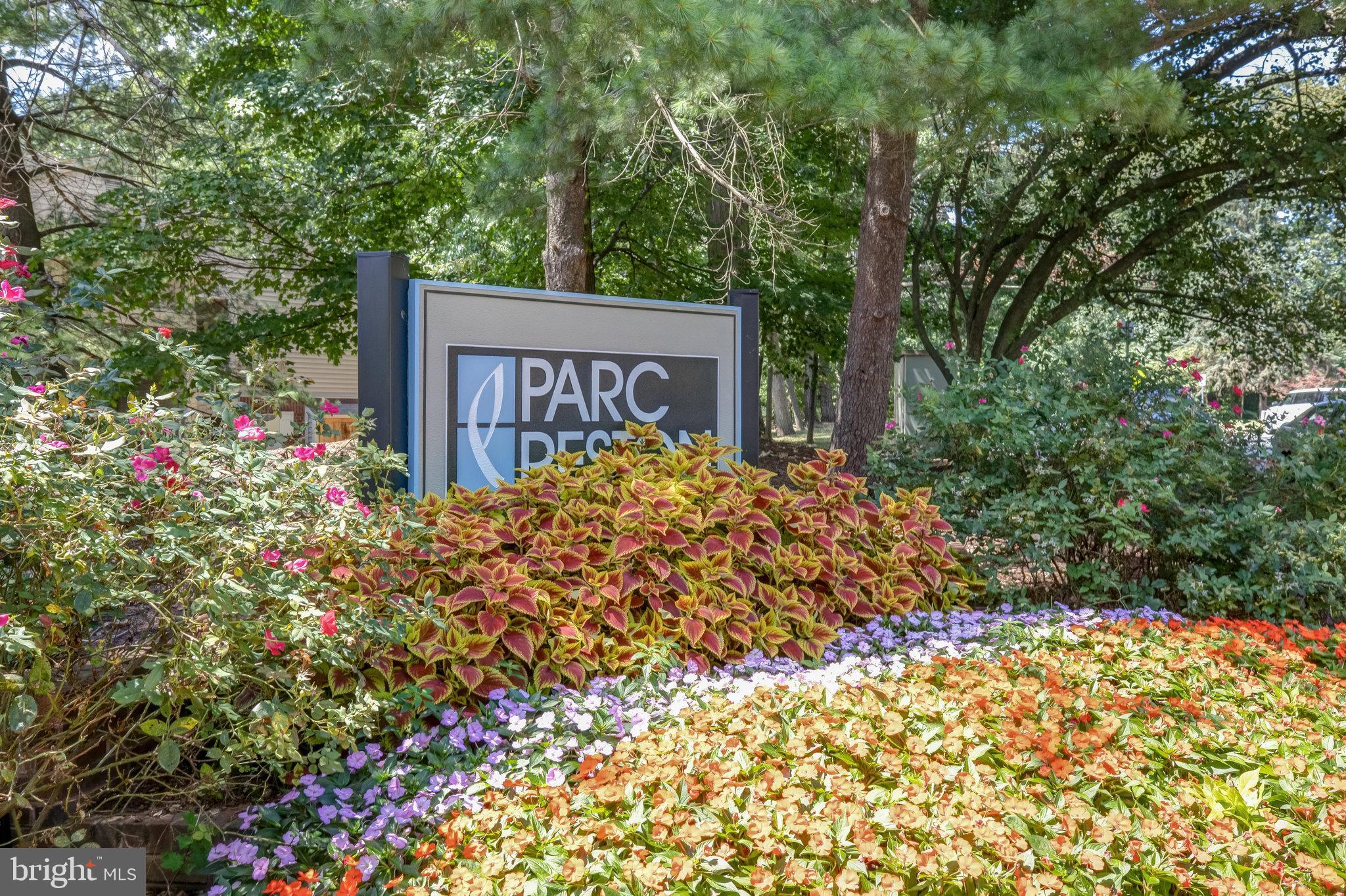 1791 Jonathan Way, Unit 1791B Reston, VA 20190 - Photo 22 of 27 a view of a backyard of the house