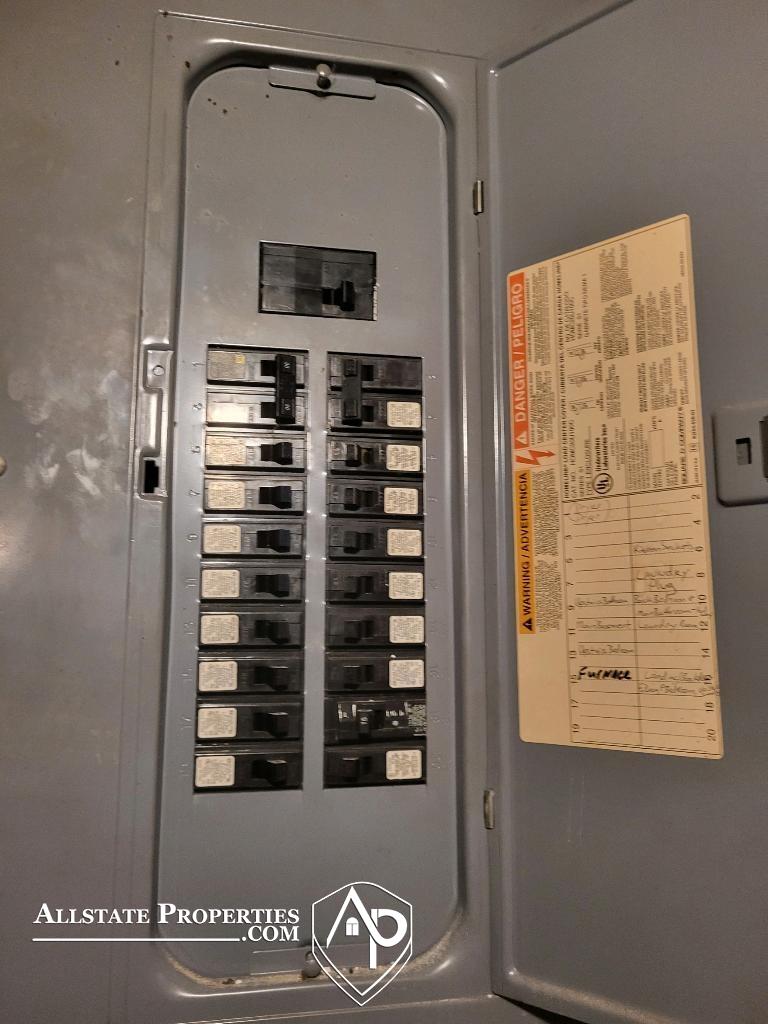 8858 Burt Road Detroit, MI 48228 - Photo 15 of 30 50129444-3968cbc7-9fad-4448-8c7c-e5050707a113.JPG