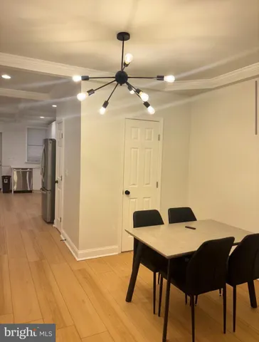 $2,200 | 306 North Carrollton Avenue, Baltimore, MD 21223