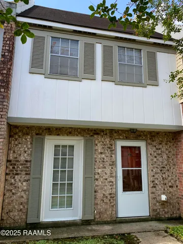 $104,900 | 1310 Dulles Drive, Unit C, Lafayette, LA 70506