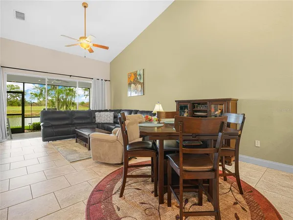 $299,900 | 2936 Mission Lakes Drive, Lakeland, FL 33803