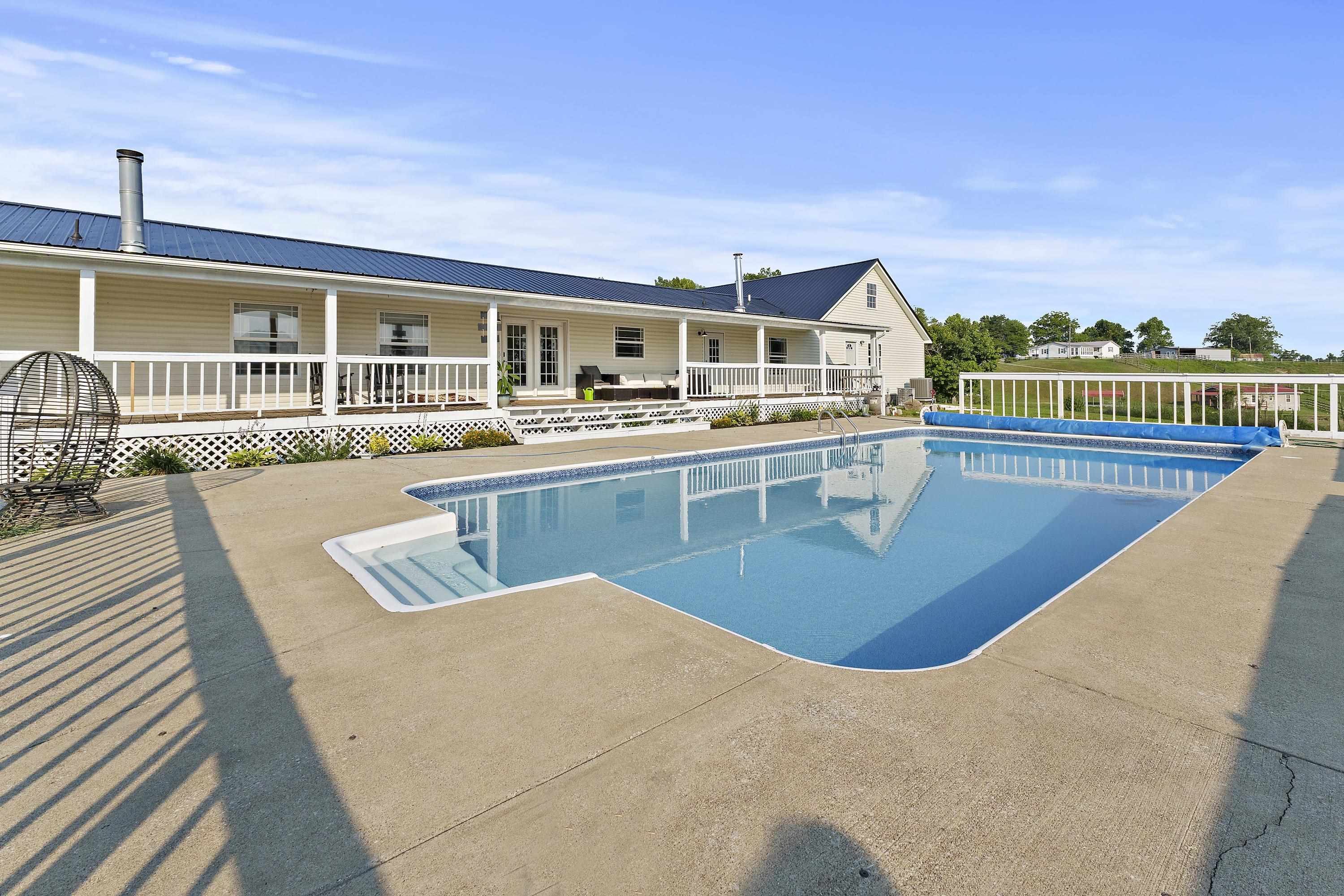 2323 Five Forks Road Louisa, KY 41230 - Photo 40 of 47 Gallery Image 40