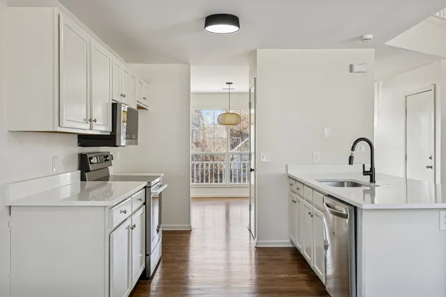 $409,900 | 761 Sweetwater Circle, Old Hickory, TN 37138