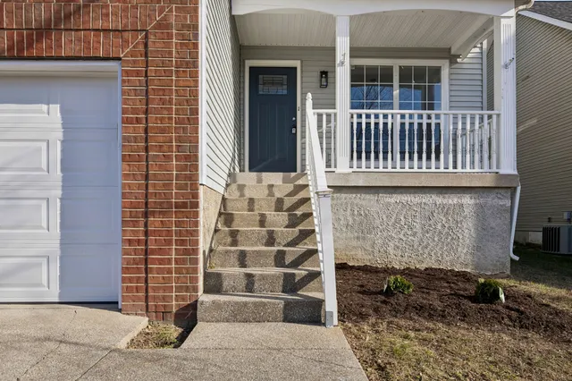 $409,900 | 761 Sweetwater Circle, Old Hickory, TN 37138