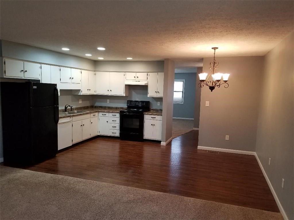 8615 Rahke Road Indianapolis, IN 46217 - Photo 4 of 12 Gallery Image 4