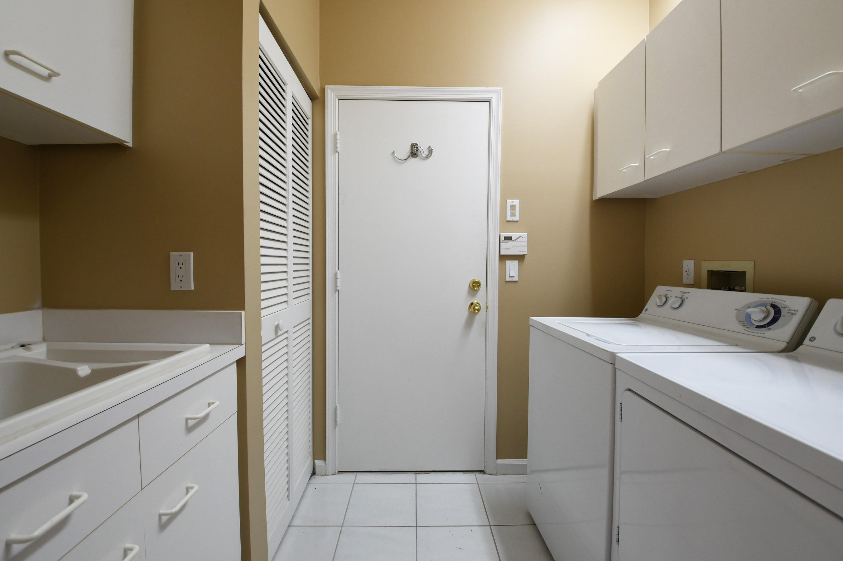2466 Northwest 67th Street Boca Raton, FL 33496 - Photo 21 of 47 DSC_10001 (334)