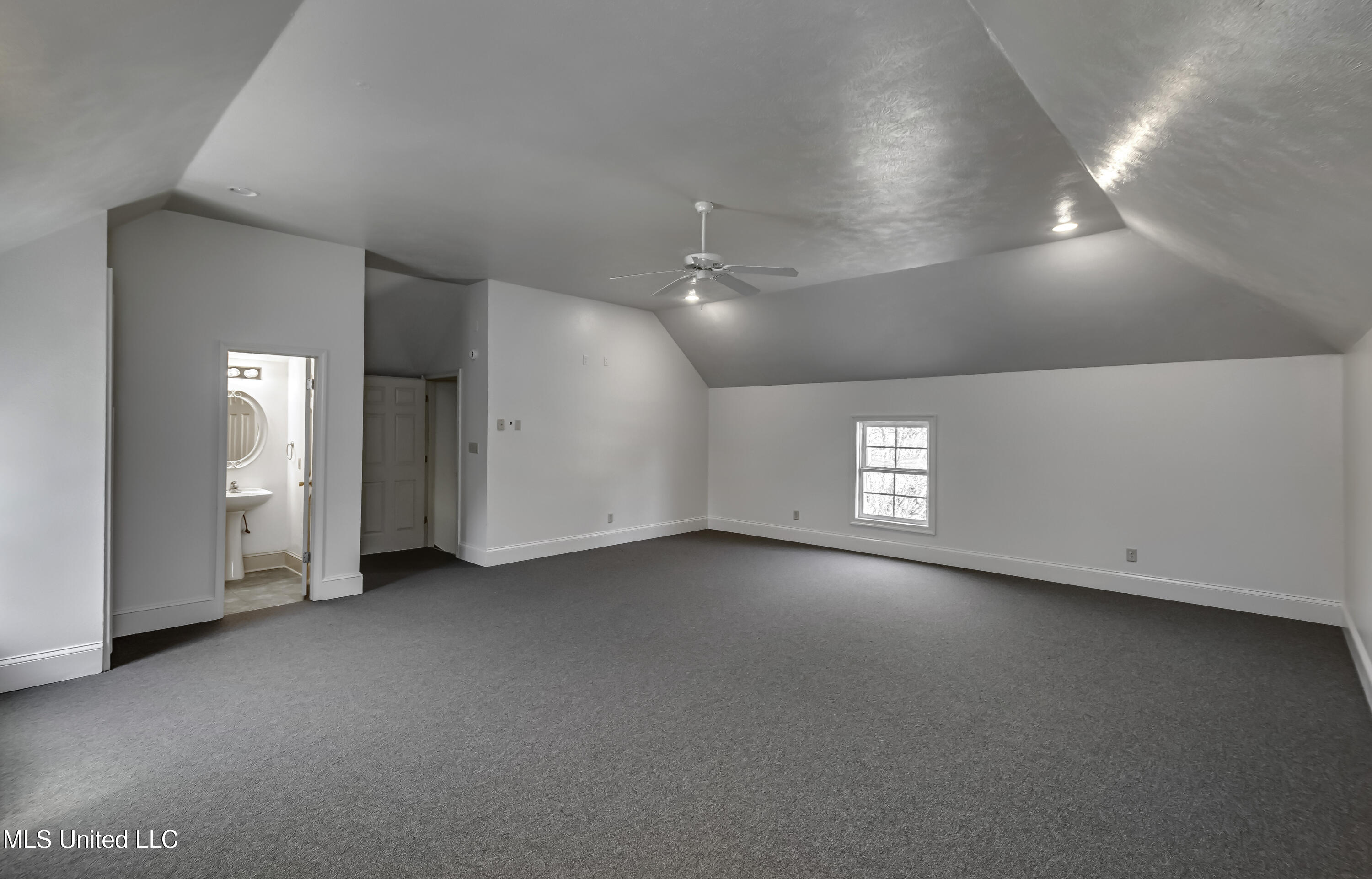 702 Tanglewood Drive Madison, MS 39110 - Photo 108 of 133 702 Tanglewood int--79