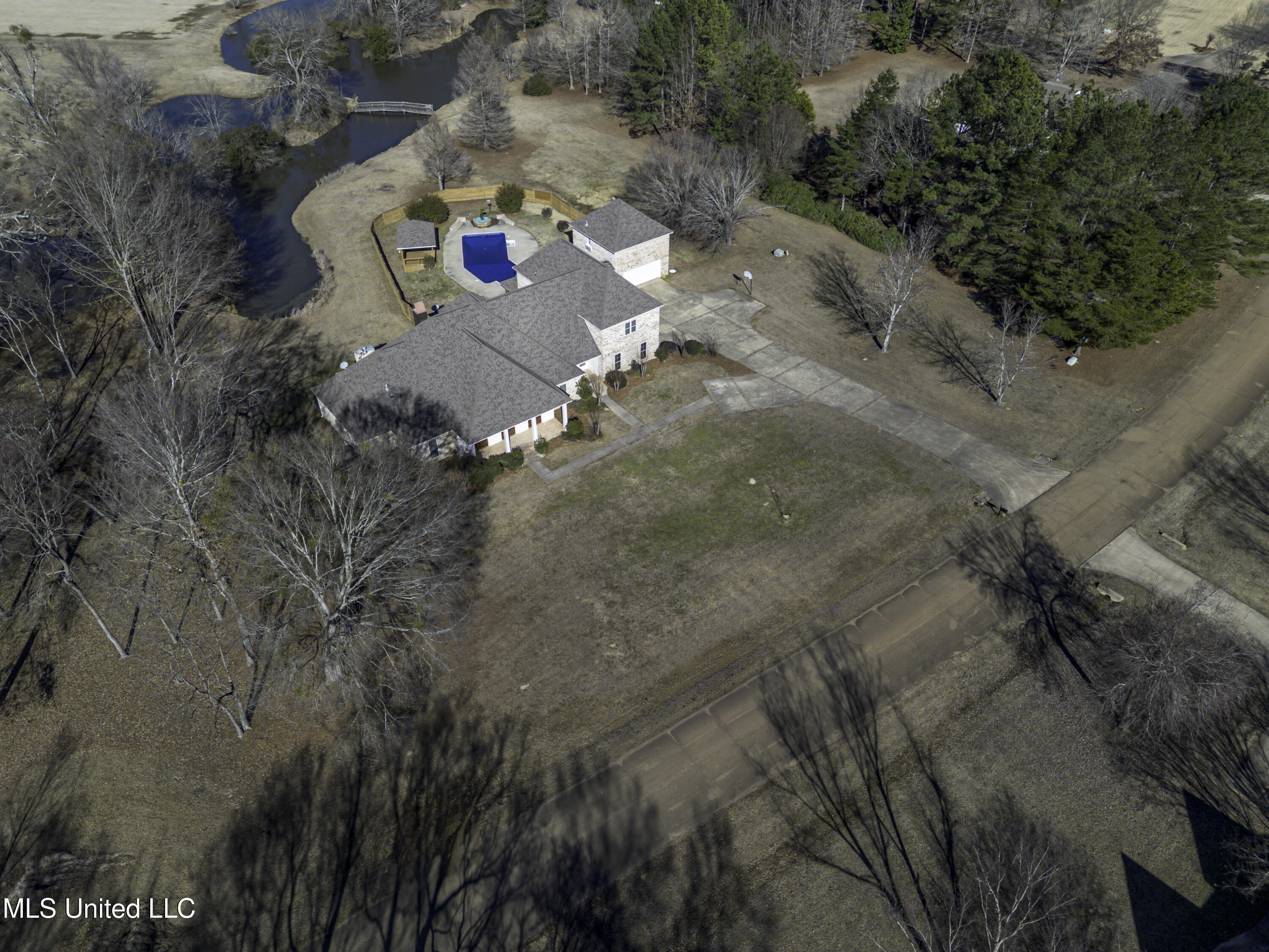 702 Tanglewood Drive Madison, MS 39110 - Photo 25 of 133 702 Tanglewood drone-0359