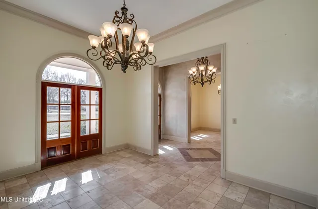 $725,000 | 702 Tanglewood Drive, Madison, MS 39110