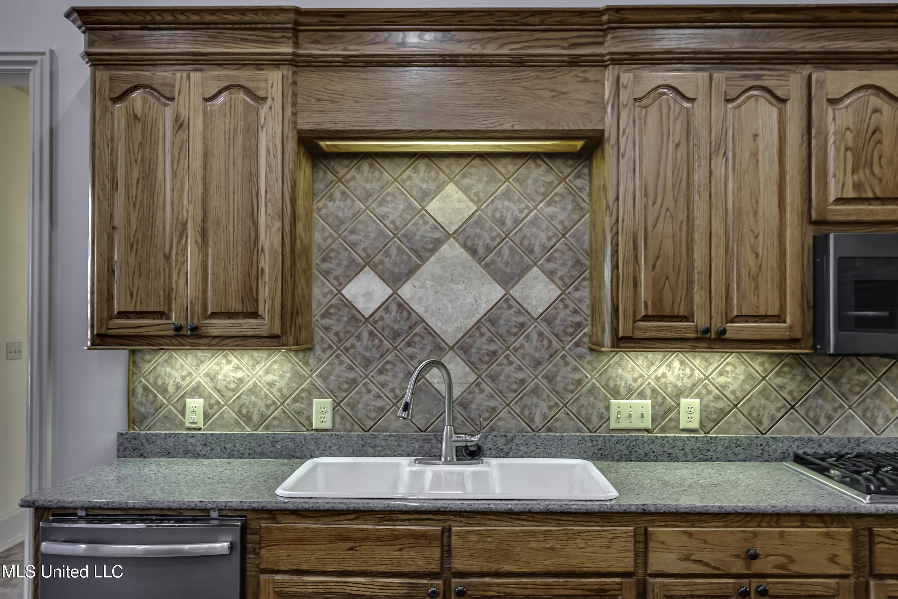 702 Tanglewood Drive Madison, MS 39110 - Photo 54 of 133 702 Tanglewood int--25