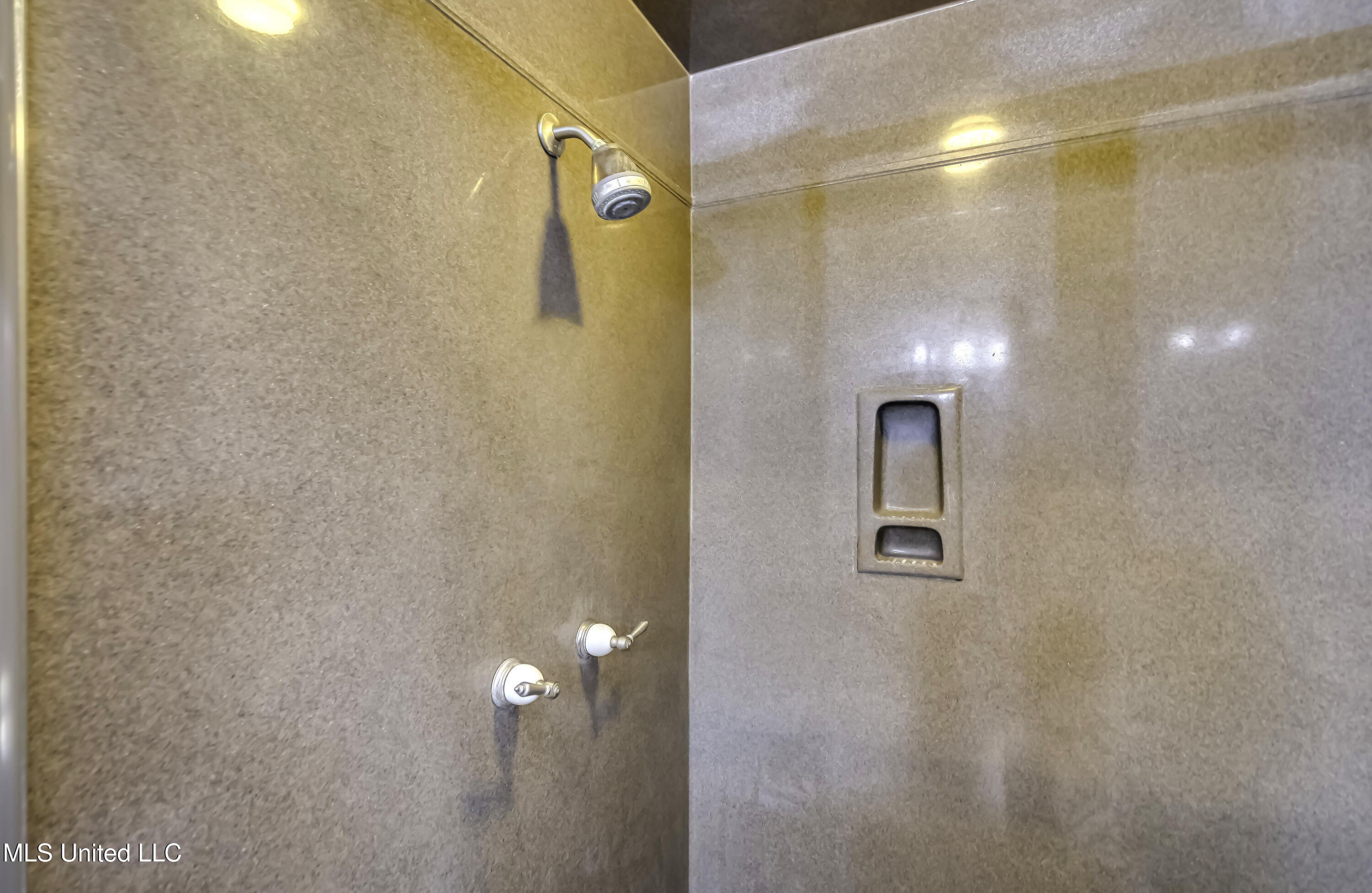 702 Tanglewood Drive Madison, MS 39110 - Photo 77 of 133 702 Tanglewood int--47