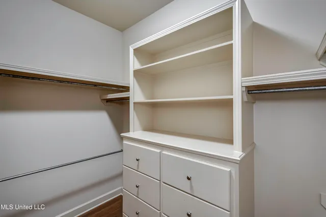 $725,000 | 702 Tanglewood Drive, Madison, MS 39110