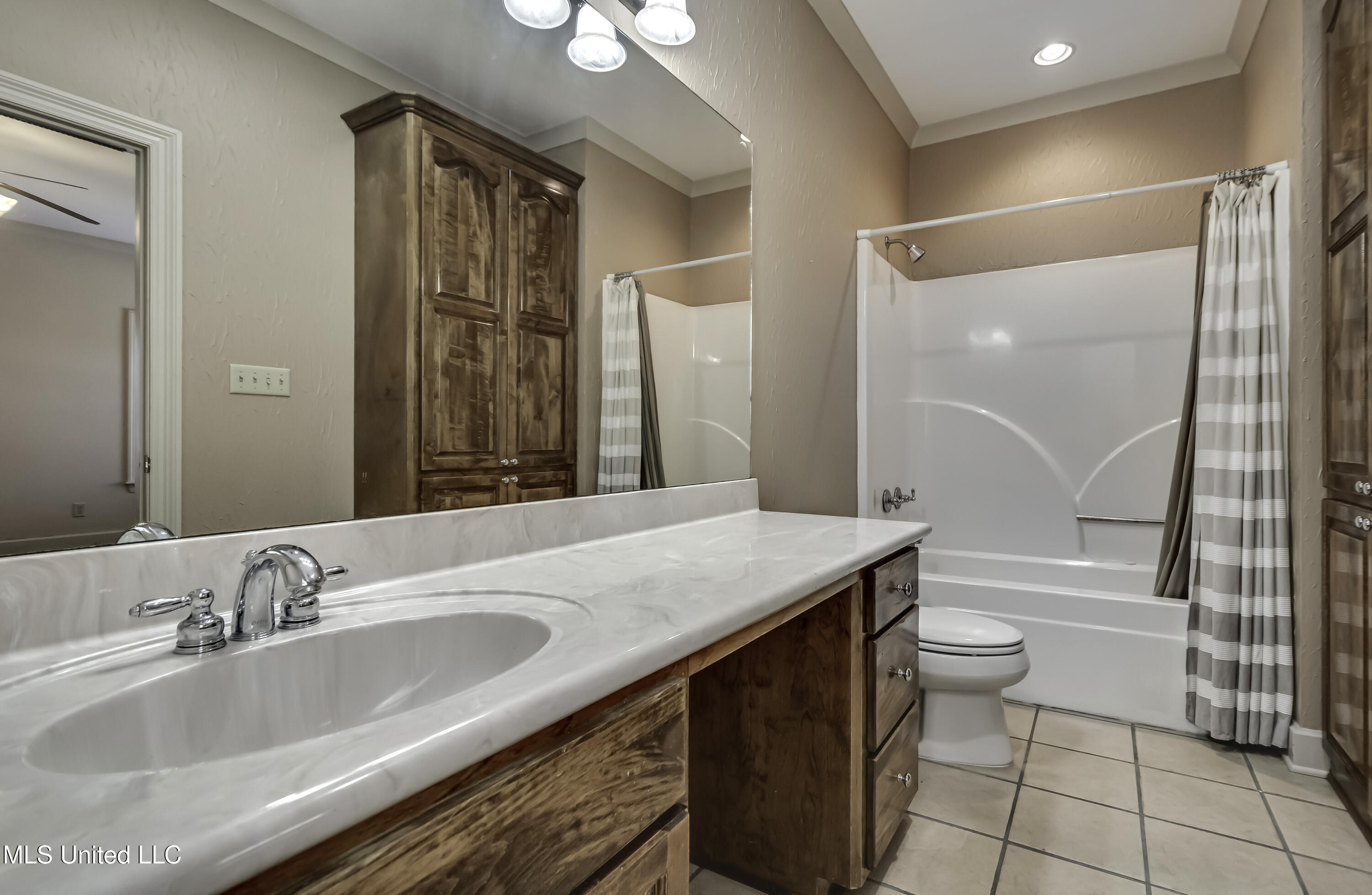 702 Tanglewood Drive Madison, MS 39110 - Photo 94 of 133 702 Tanglewood int--64