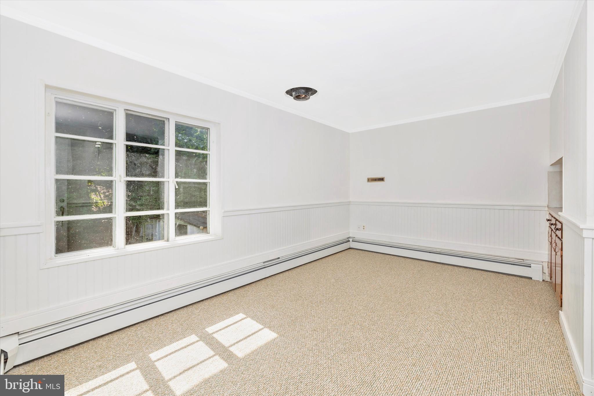 6023 Jefferson Boulevard Frederick, MD 21703 - Photo 31 of 66 Cottage #1 Living Room