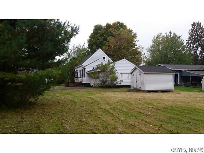 8486 Button Road Cicero, NY 13039 - Photo 5 of 8 Exterior Front